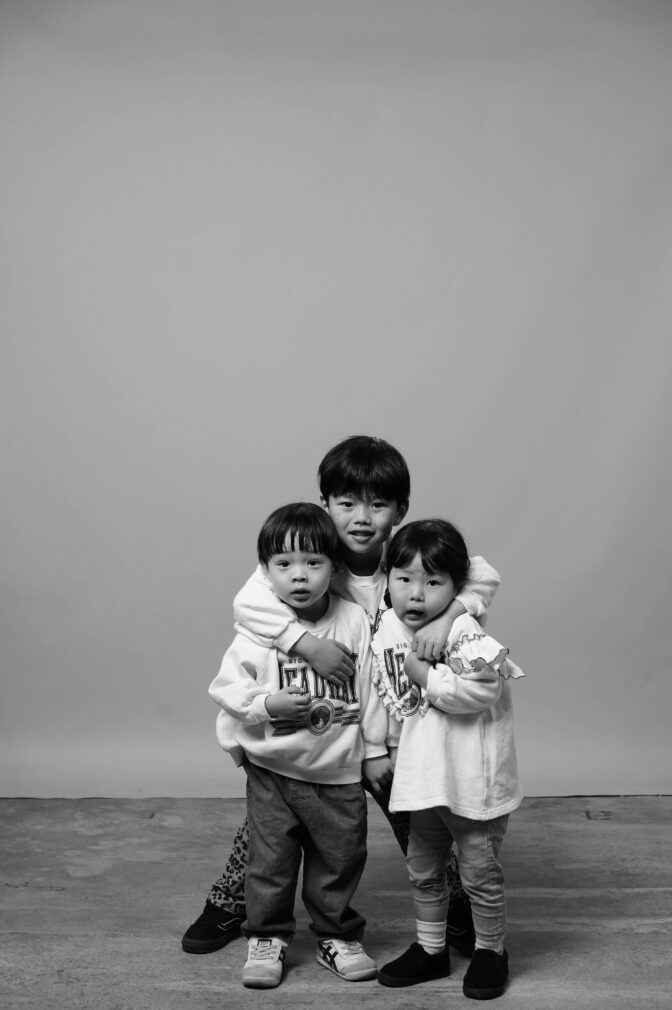 画像:ママ友とお子様連れでファミリーフォト